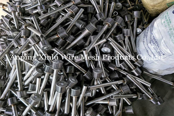 Cavo lungo standard Johnson Screen Nozzle del cuneo di acciaio inossidabile del collo per il sistema di scambio ionico dell'acqua
