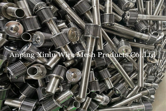 Cavo lungo standard Johnson Screen Nozzle del cuneo di acciaio inossidabile del collo per il sistema di scambio ionico dell'acqua