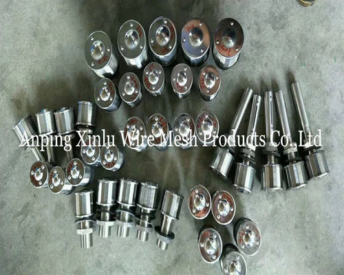 2 Ton Long Neck SS316L Johnson Wire Wrapped Screen Nozzle con il NPT hanno infilato