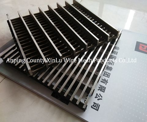 Pannello di schermo a filo a cuneo per lavaggio acido con profilo da 2,5x4 mm e passo da 27 mm