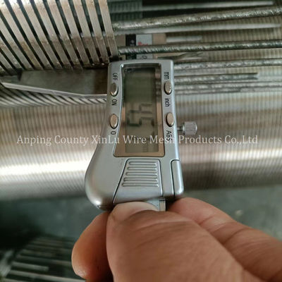 Schermo di slot continuo resistente alla corrosione per connessioni di filo API flessibili e economiche
